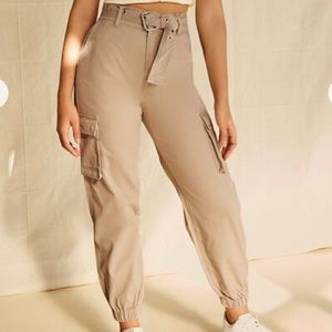 Forever 21 Belted Cargo Joggers Sz M